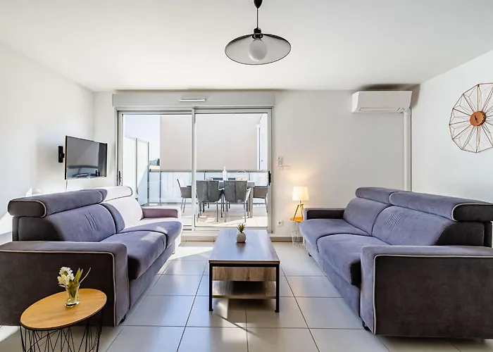 Moderne, Piscine, Parking Prive, Climatisation, 2 *