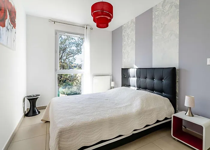 Apartman Moderne, Piscine, Parking Prive, Climatisation, 2 *